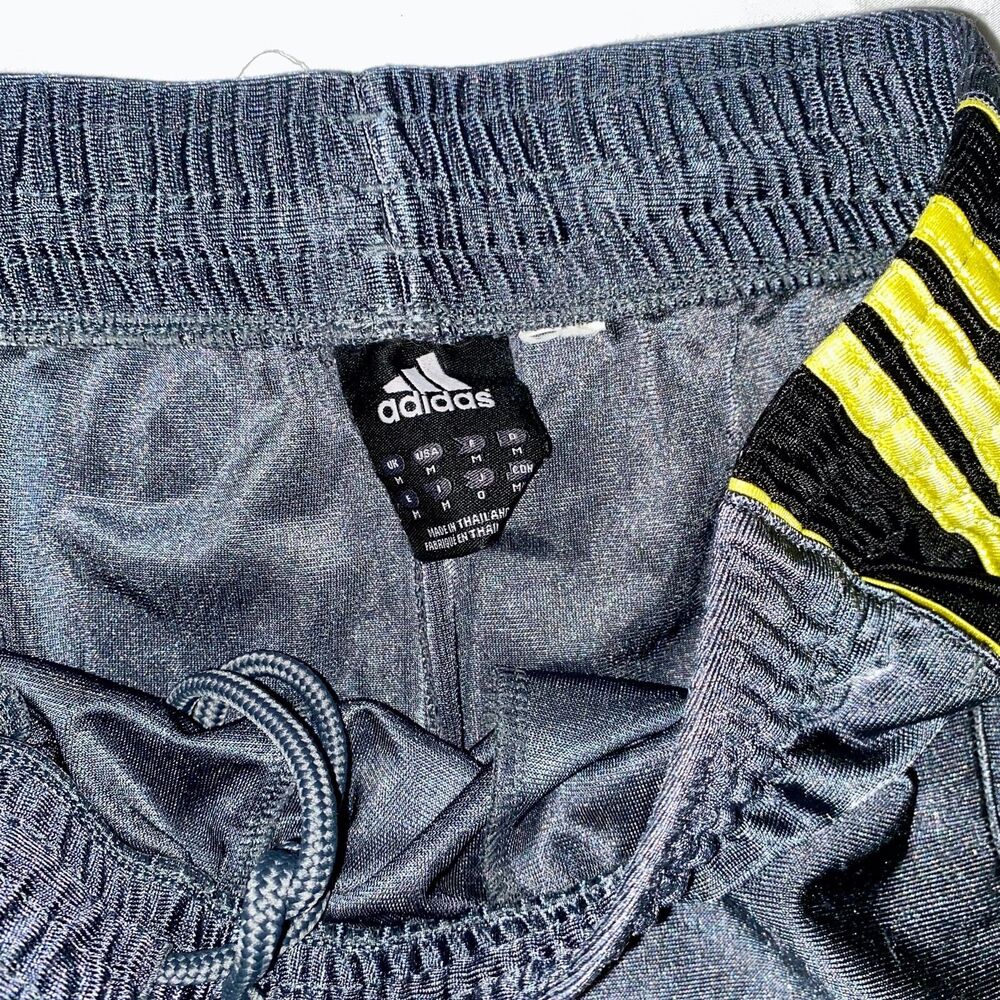 Adidas Vintage Super Rare Basic Stripe Basketball Shorts Dazzle Silver Gold Bl M - Picture 7 of 9